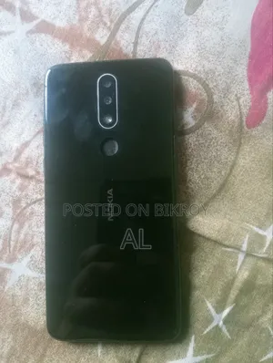 Walton 32 GB Black
