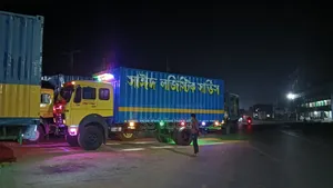 Tata 1615 C Gold ইমারজেন্সি বিক্রির হইবে