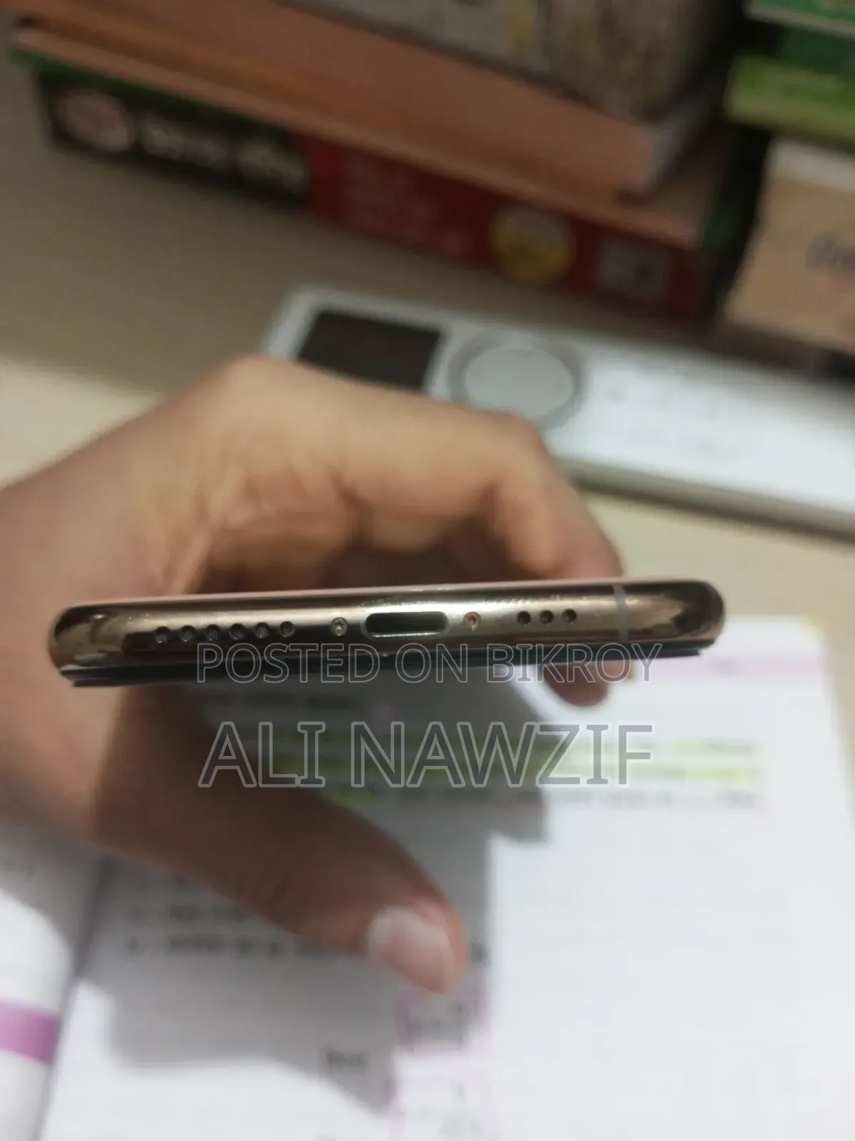 অ্যাপল আইফোন এক্সএস ২৫৬ জিবি গোল্ড