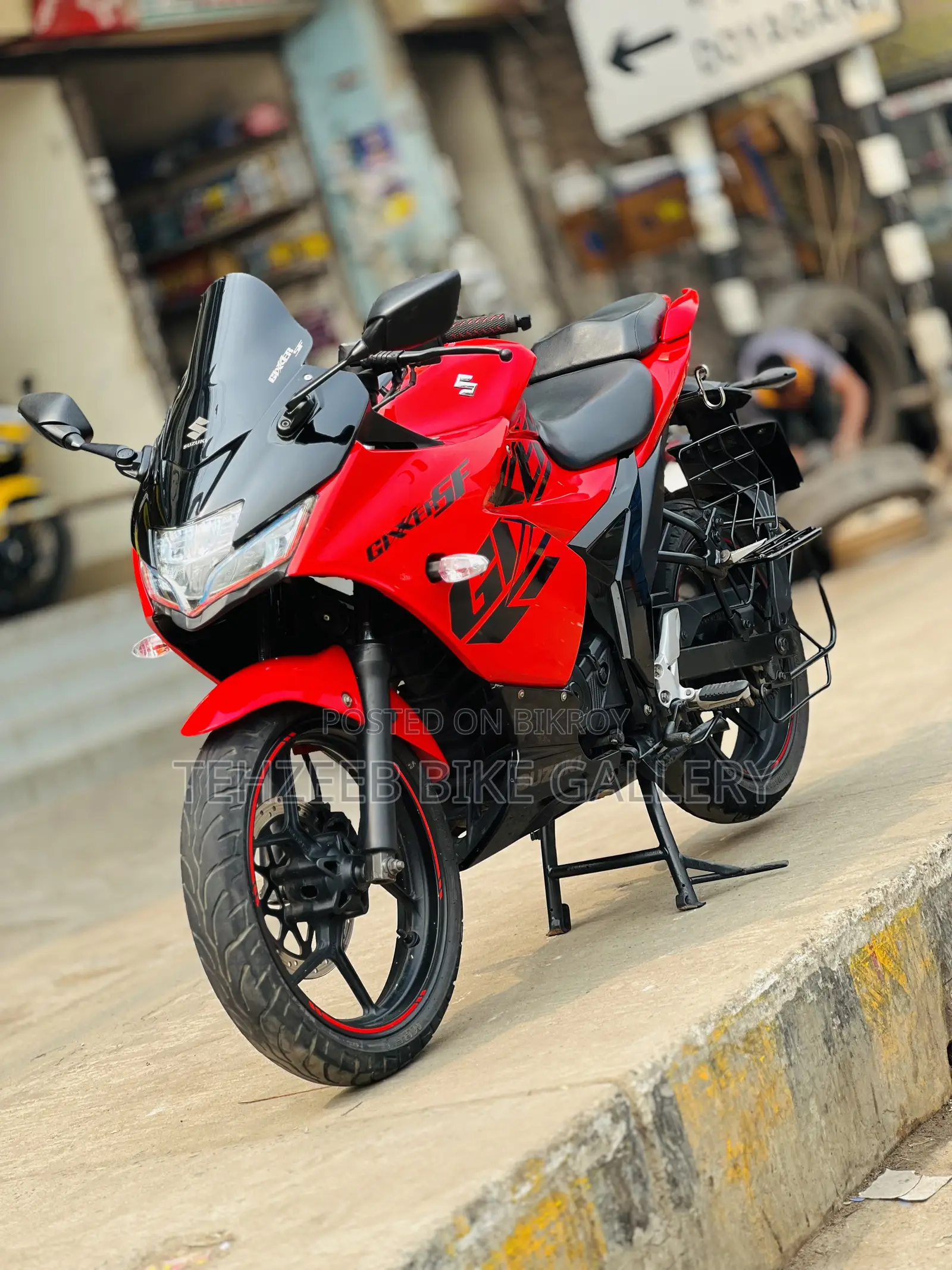 Suzuki Gixxer SF 2022 Red