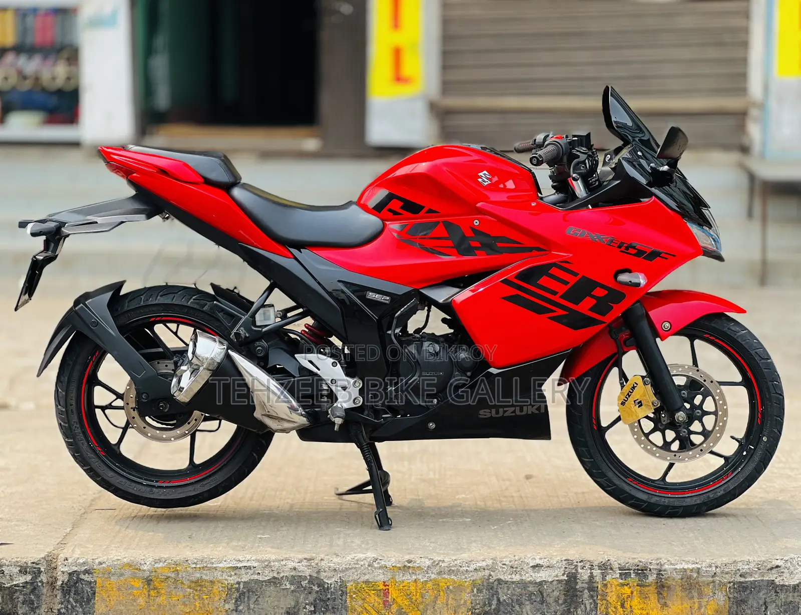 Suzuki Gixxer SF 2022 Red