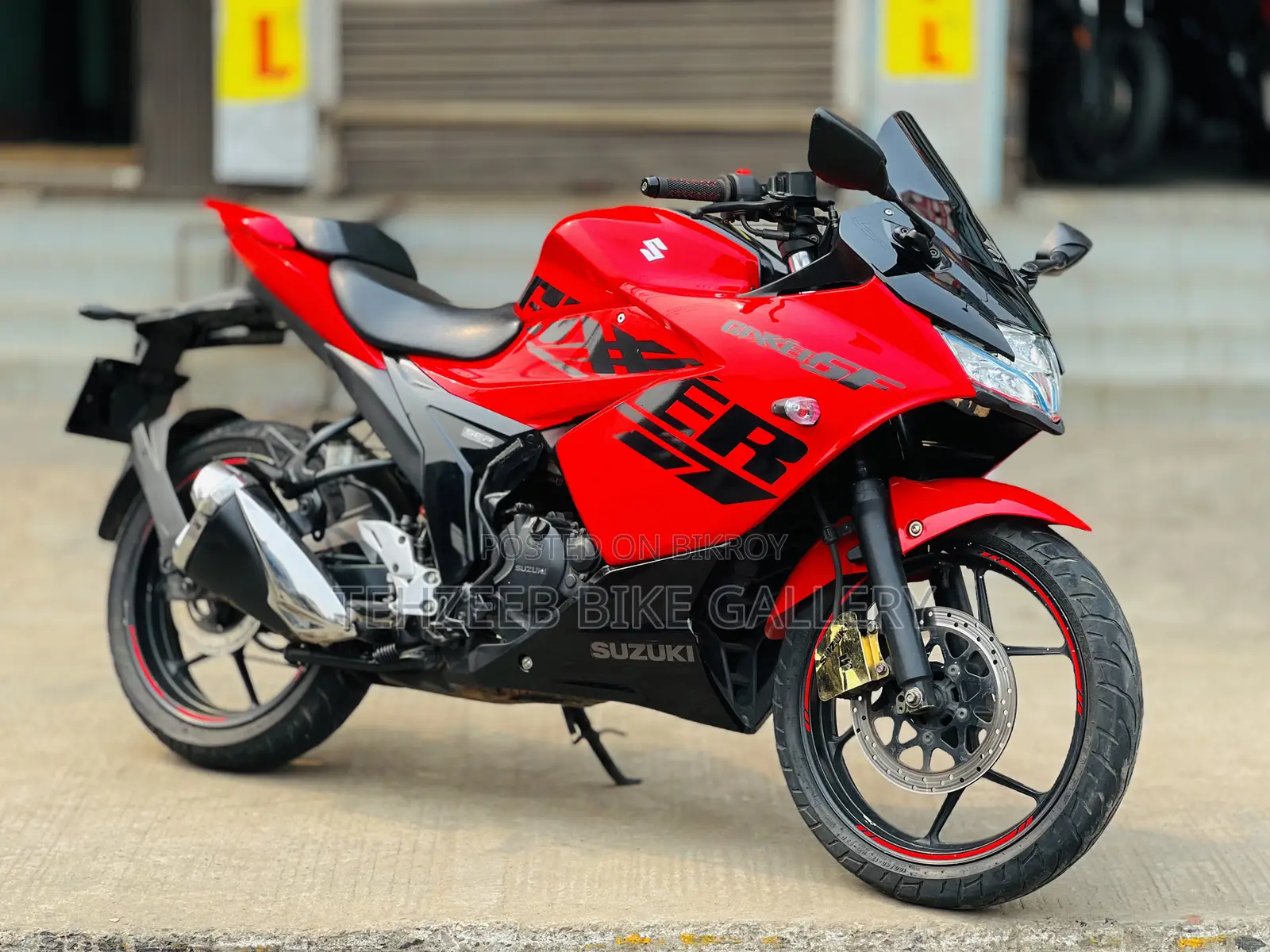 Suzuki Gixxer SF 2022 Red