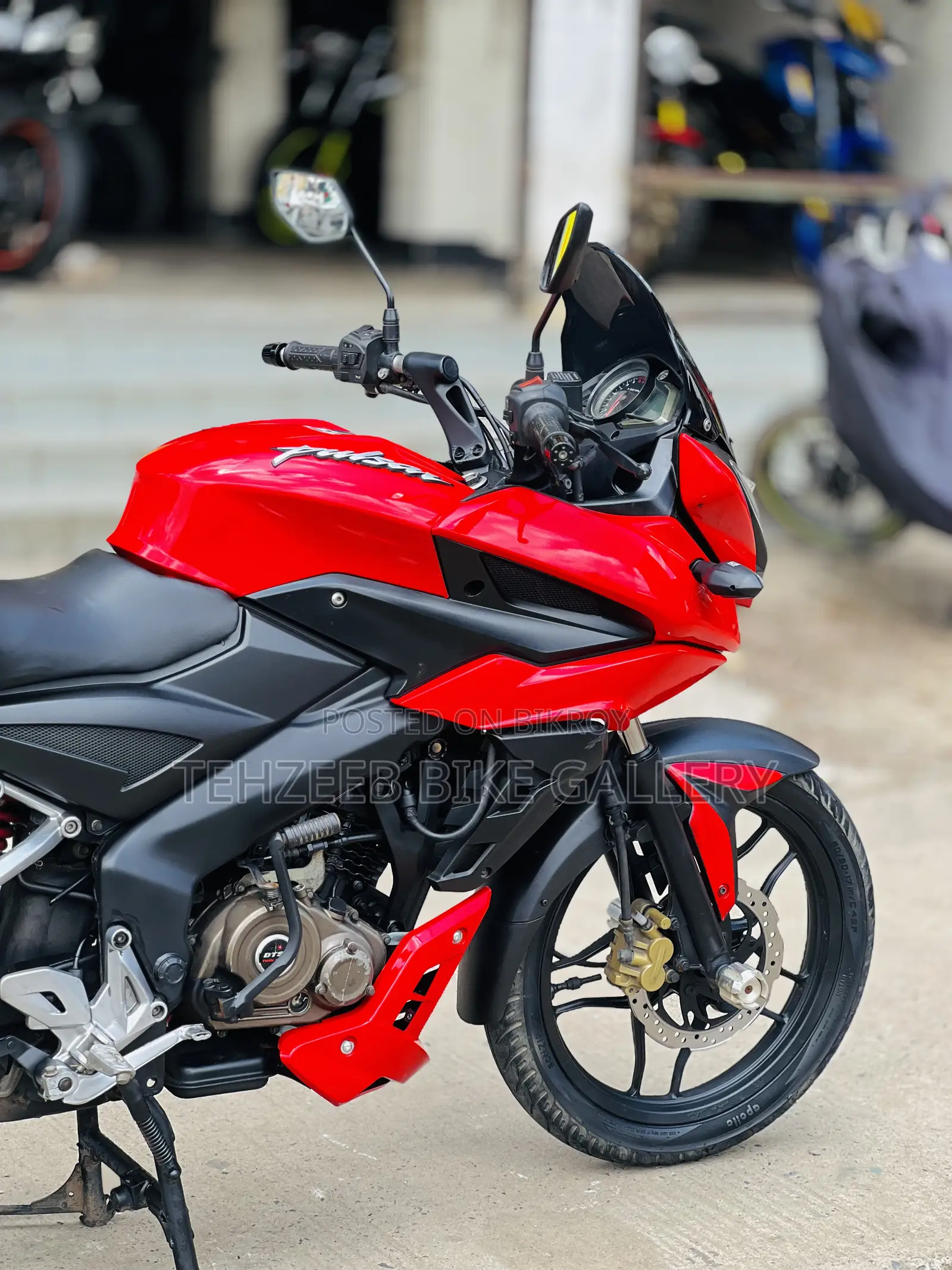 Bajaj Pulsar 150 2018 Red