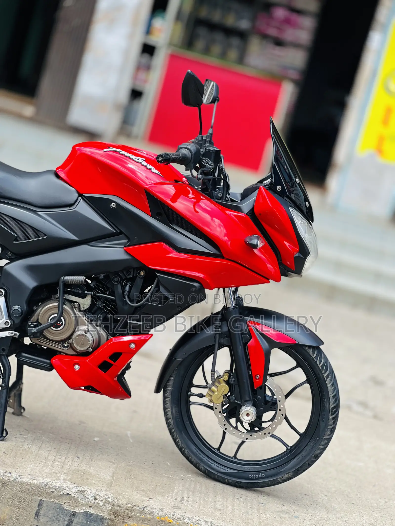 Bajaj Pulsar 150 2018 Red