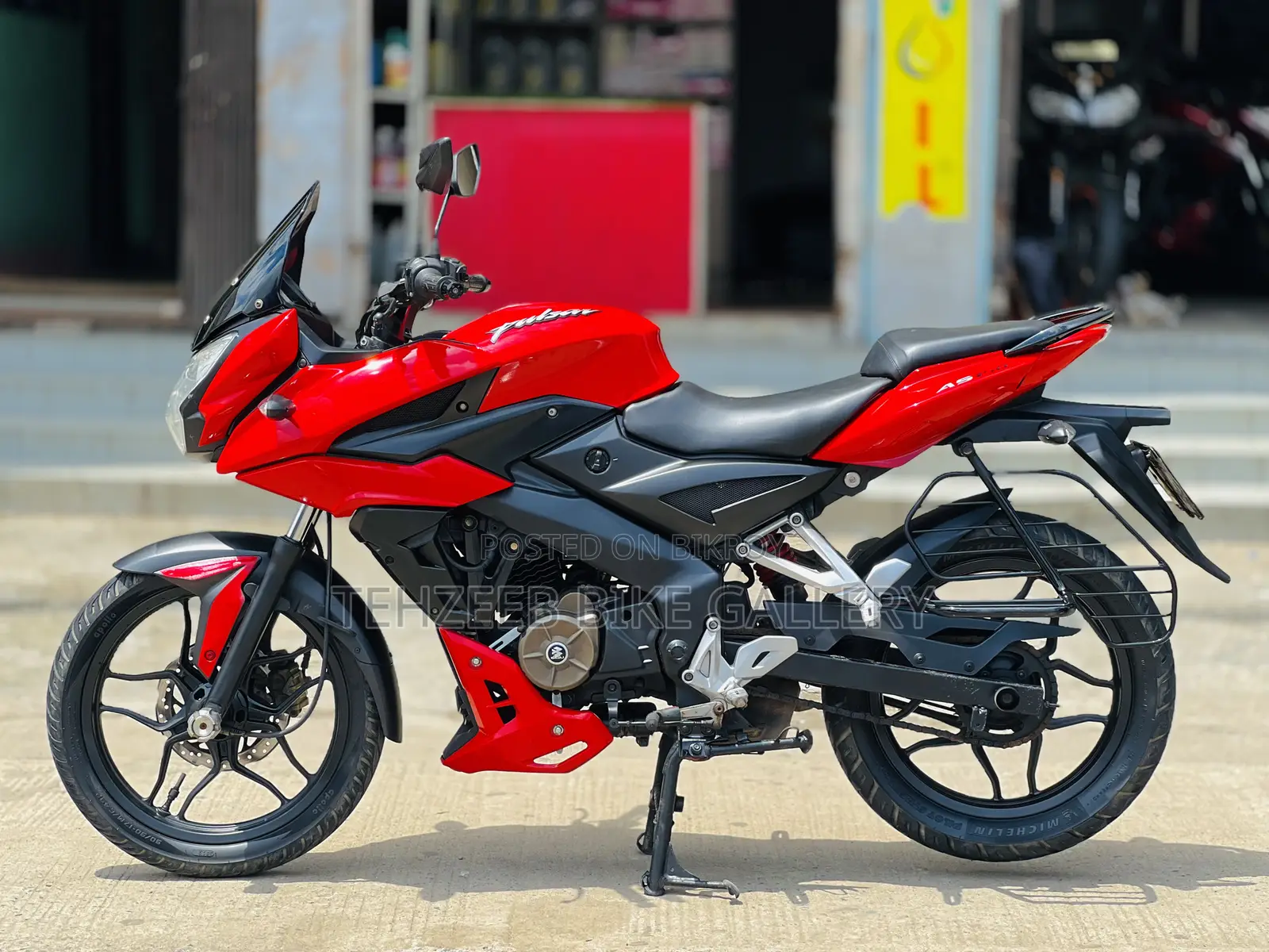 Bajaj Pulsar 150 2018 Red