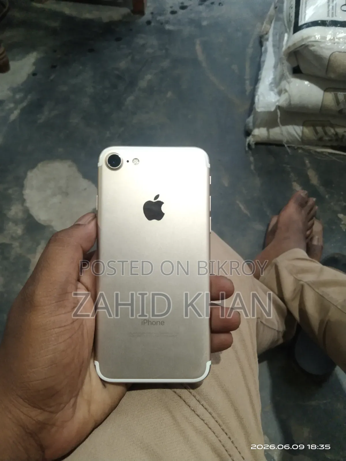 Apple iPhone 7 32 GB Gold