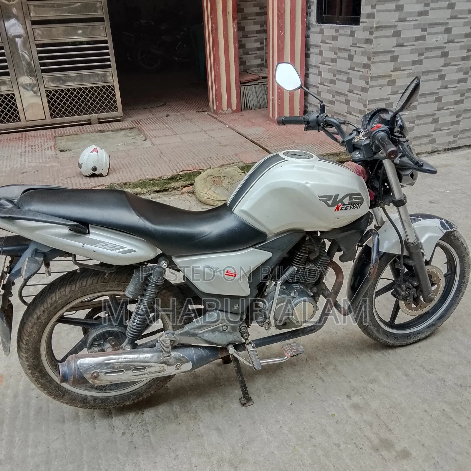 কিওয়ে আরকেএস ১০০ ২০১৫ সাদা