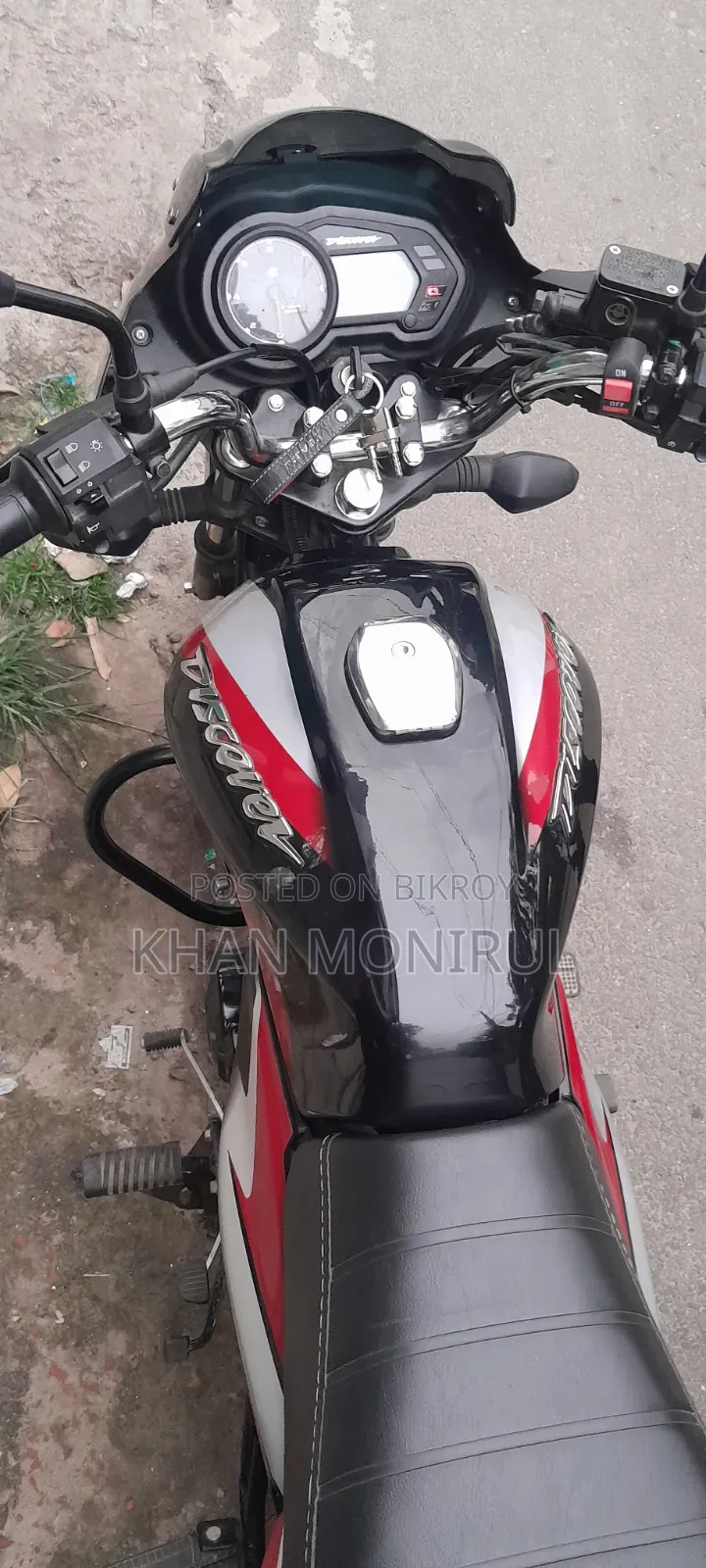 Bajaj Discover 125 2025 Red