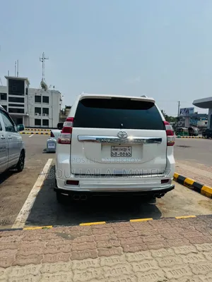 Toyota Land Cruiser Prado 2012 Pearl