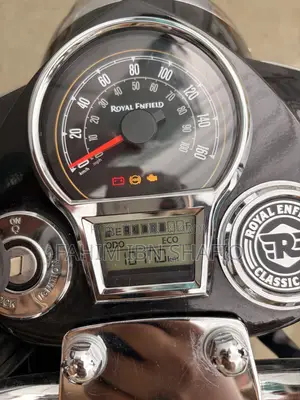 Royal Enfield Classic 350 ২০২৫ কালো