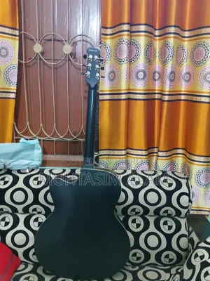 সিগনেচার গিটার