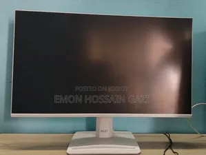 Desktop Computer MSI Model 16GB AMD Ryzen 5 SSD 1TB