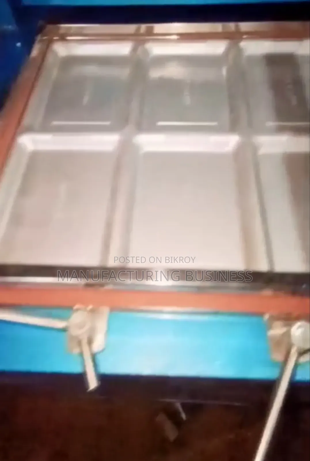 One-time foam plate making machine