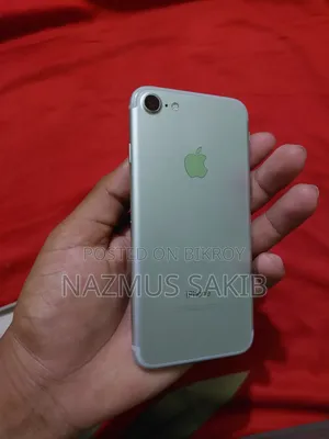 Apple iPhone 7 32 GB Silver