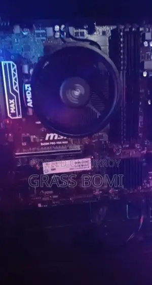 Desktop Computer 8GB AMD Ryzen 5 SSD 256GB