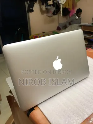 Laptop Apple MacBook 8GB Intel Core I5 HDD 512GB