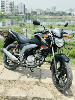 Suzuki GSX 125 2021 Black