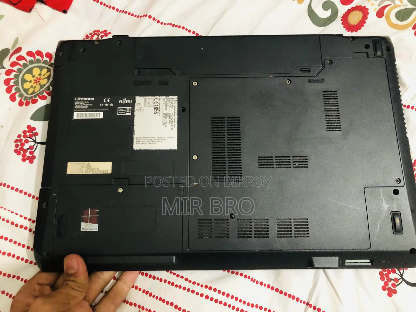 Laptop Fujitsu Lifebook AH532 4GB Intel Core i3 HDD 16 GB