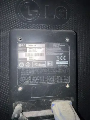 Lg Monitor 19 Inches Full Fresh Condition