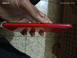 Samsung A10 32 GB Red
