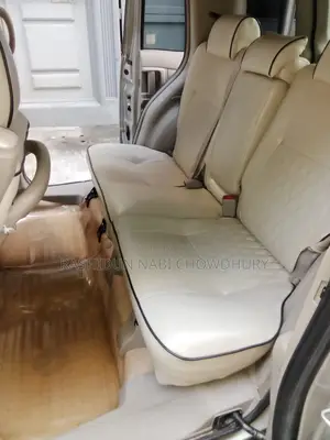 Toyota Raum 2005 Silver
