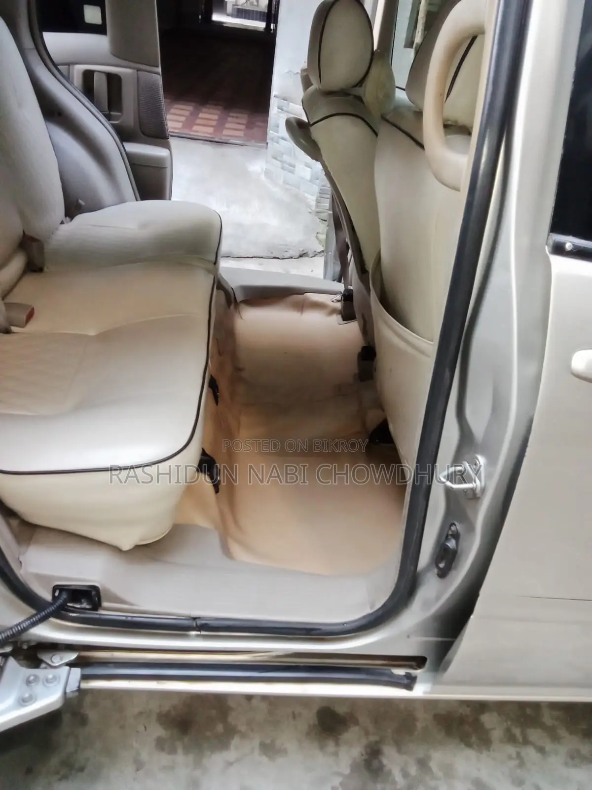 Toyota Raum 2005 Silver