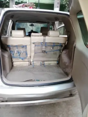 Toyota Raum 2005 Silver
