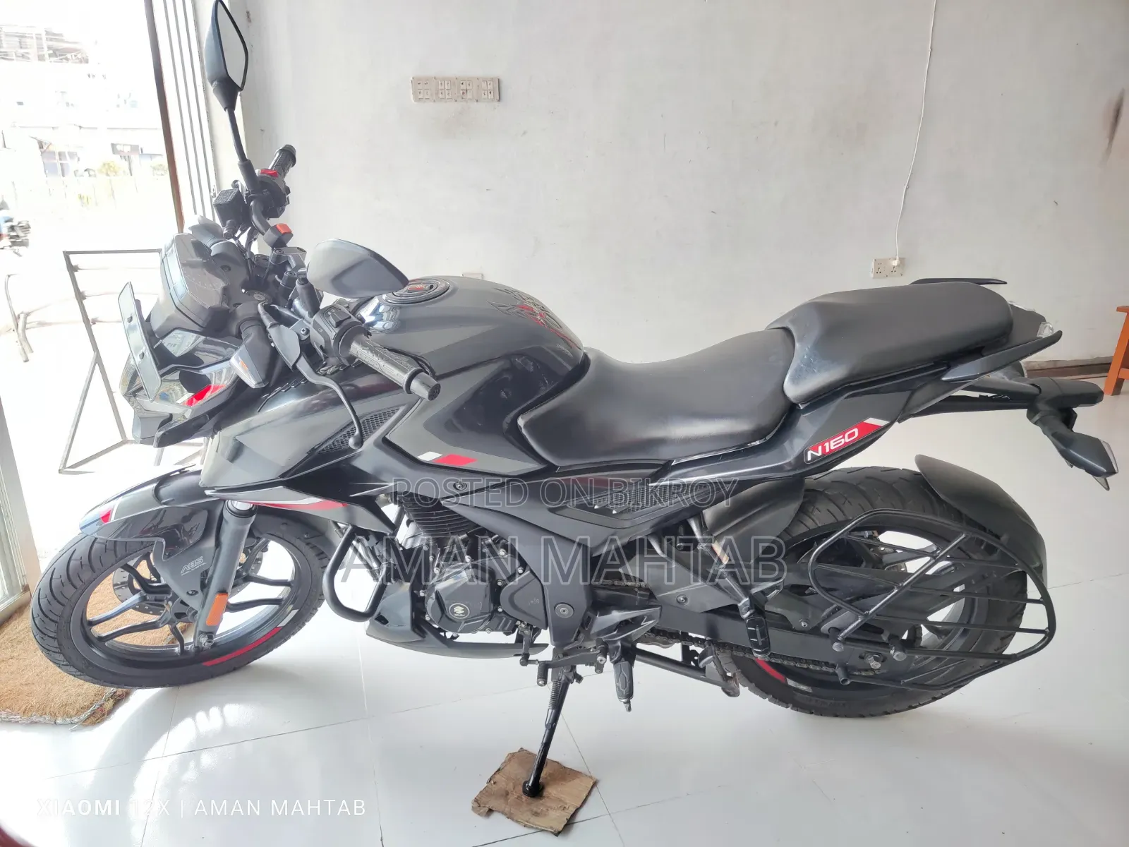 Bajaj Pulsar N160 2024 ব্ল্যাক