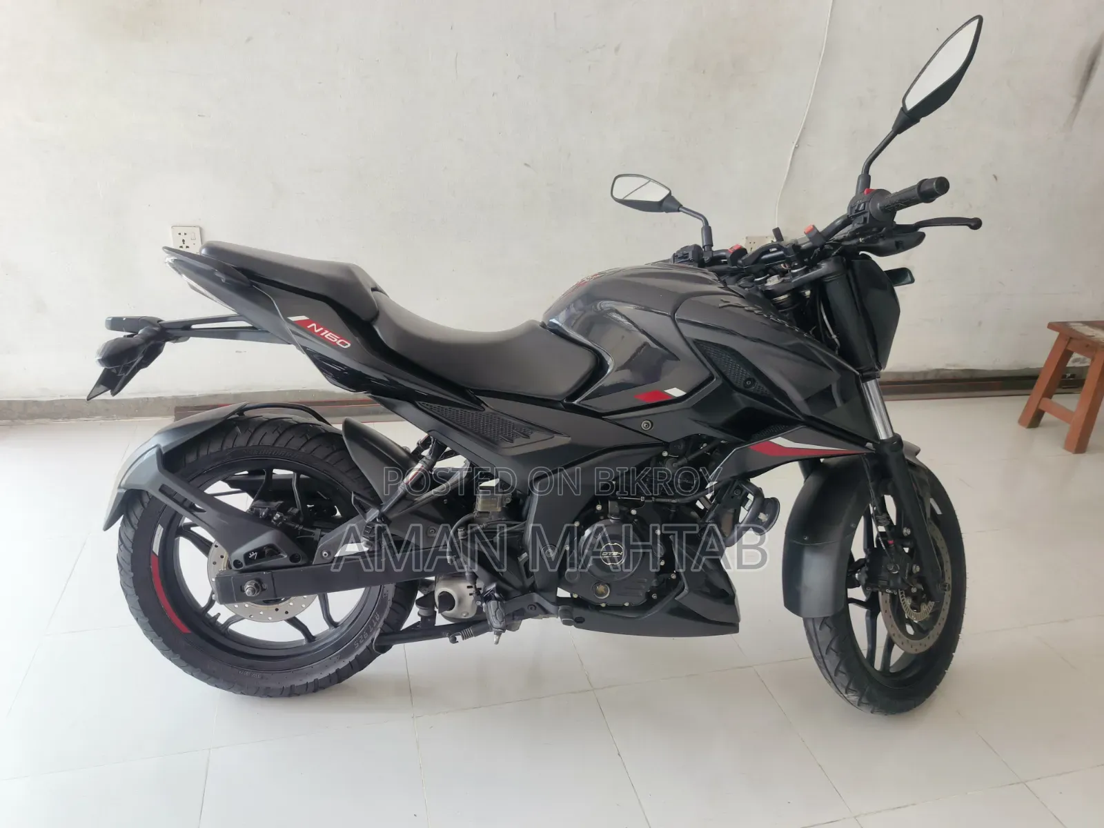 Bajaj Pulsar N160 2024 ব্ল্যাক