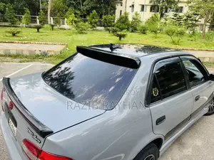 Toyota Corolla Sedan Automatic 1997 Gray