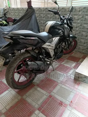 TVS Apache RTR 160 4V 2019 Black