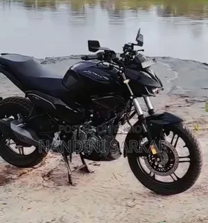 Hero Xtreme 125R 2025 Black