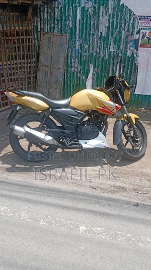 TVS Apache RTR 160 2V 2012 Yellow