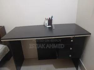 Reading Table