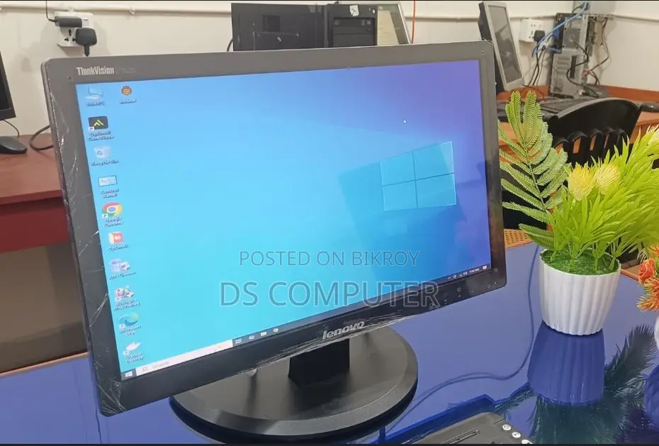 Lenovo Thinkvision Monitor