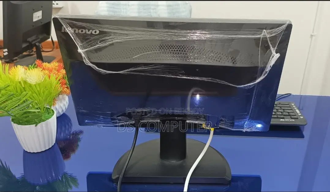 Lenovo Thinkvision Monitor