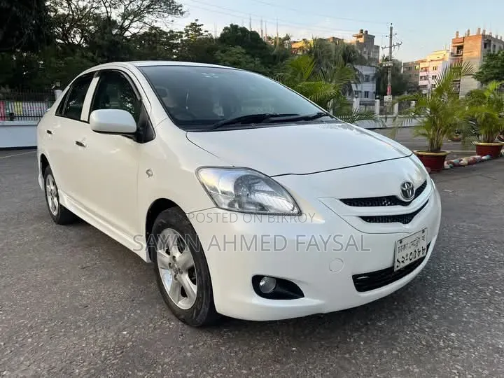 Toyota Yaris 2006 White