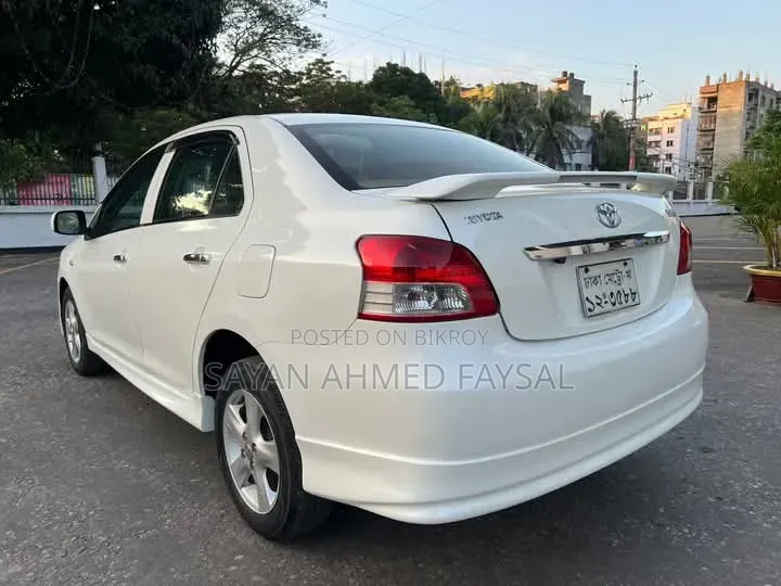 Toyota Yaris 2006 White