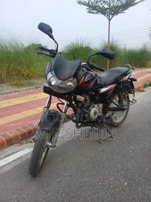 Bajaj Discover 125 2017 Black
