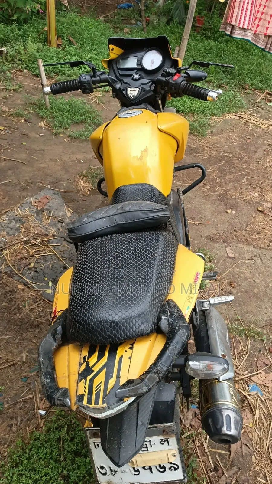 TVS Apache RTR 160 2V 2018 Yellow