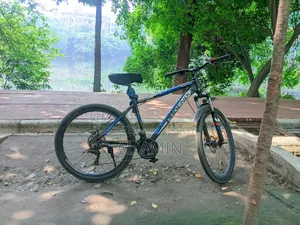 রানিং সাইকেলটি বিক্রি হবে।