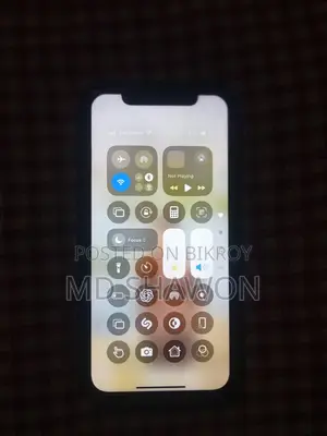 Apple iPhone XR 64 GB