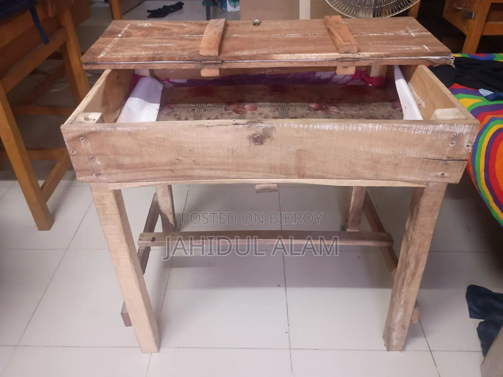 Study Table (Box)