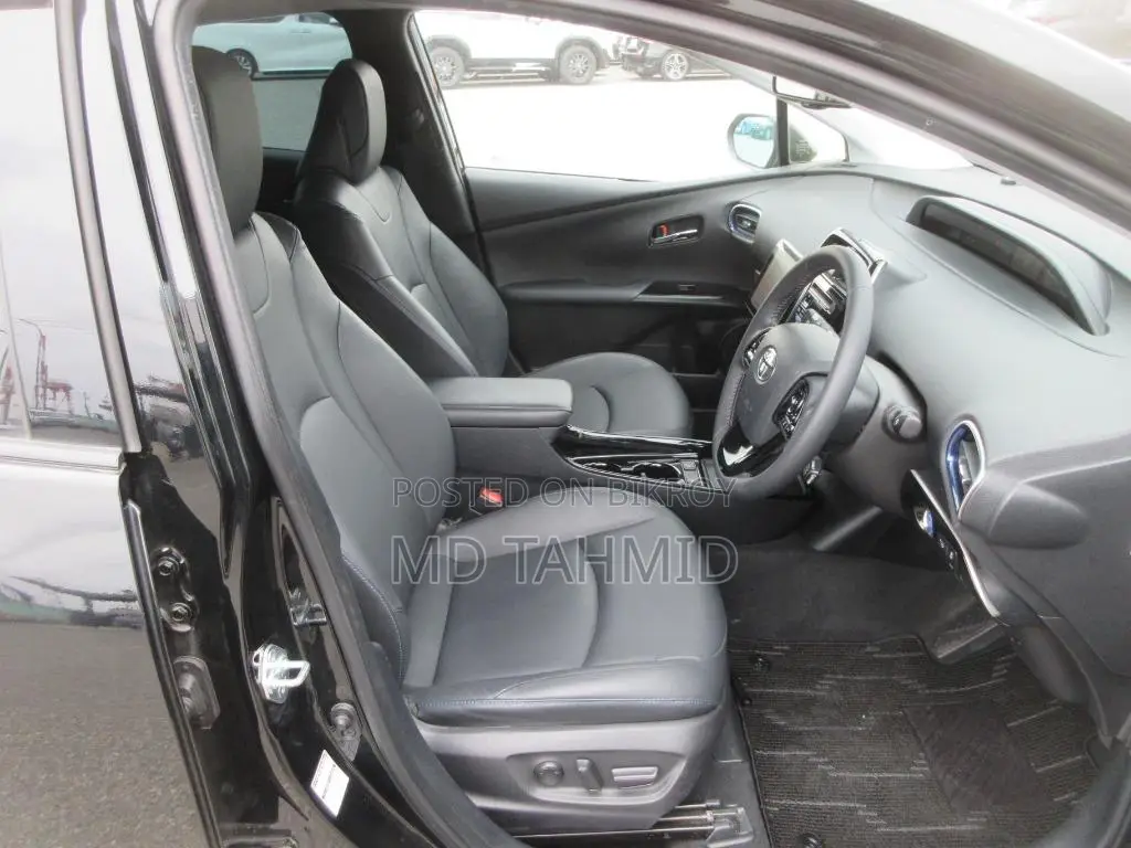 Toyota Prius 2021 Black