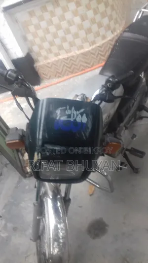 দায়াং ডিওয়াই১০০-এ ২০০৫ সিলভার