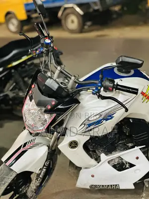 Yamaha FZ 2013 White
