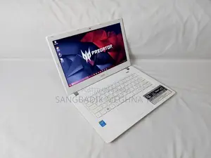 Laptop Acer 3GB Intel SSD 256GB