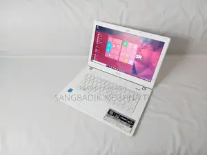 ল্যাপটপ এসার ৩জিবি ইন্টেল এসএসডি ২৫৬জিবি