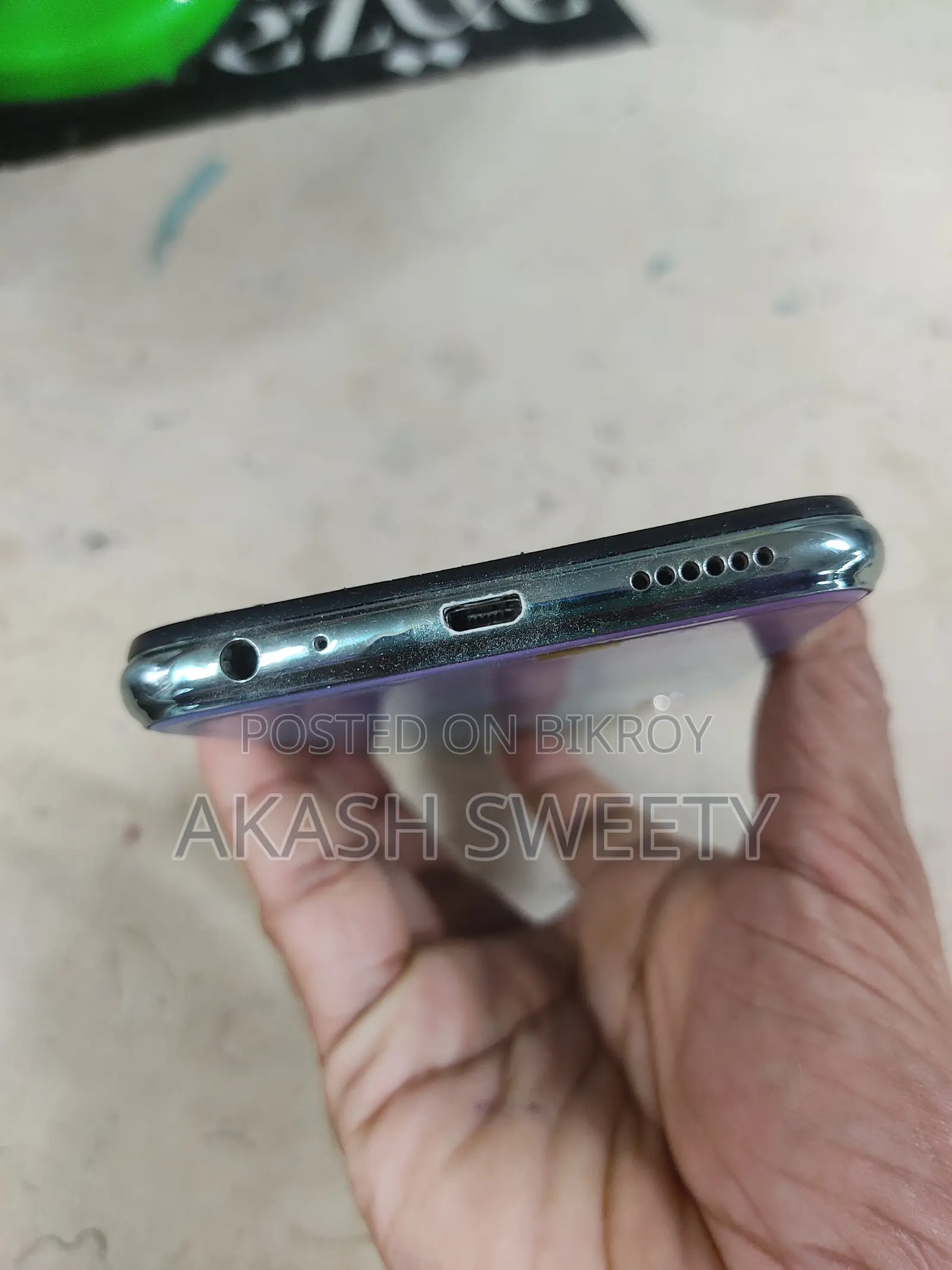 Vivo Y17 128 GB Blue