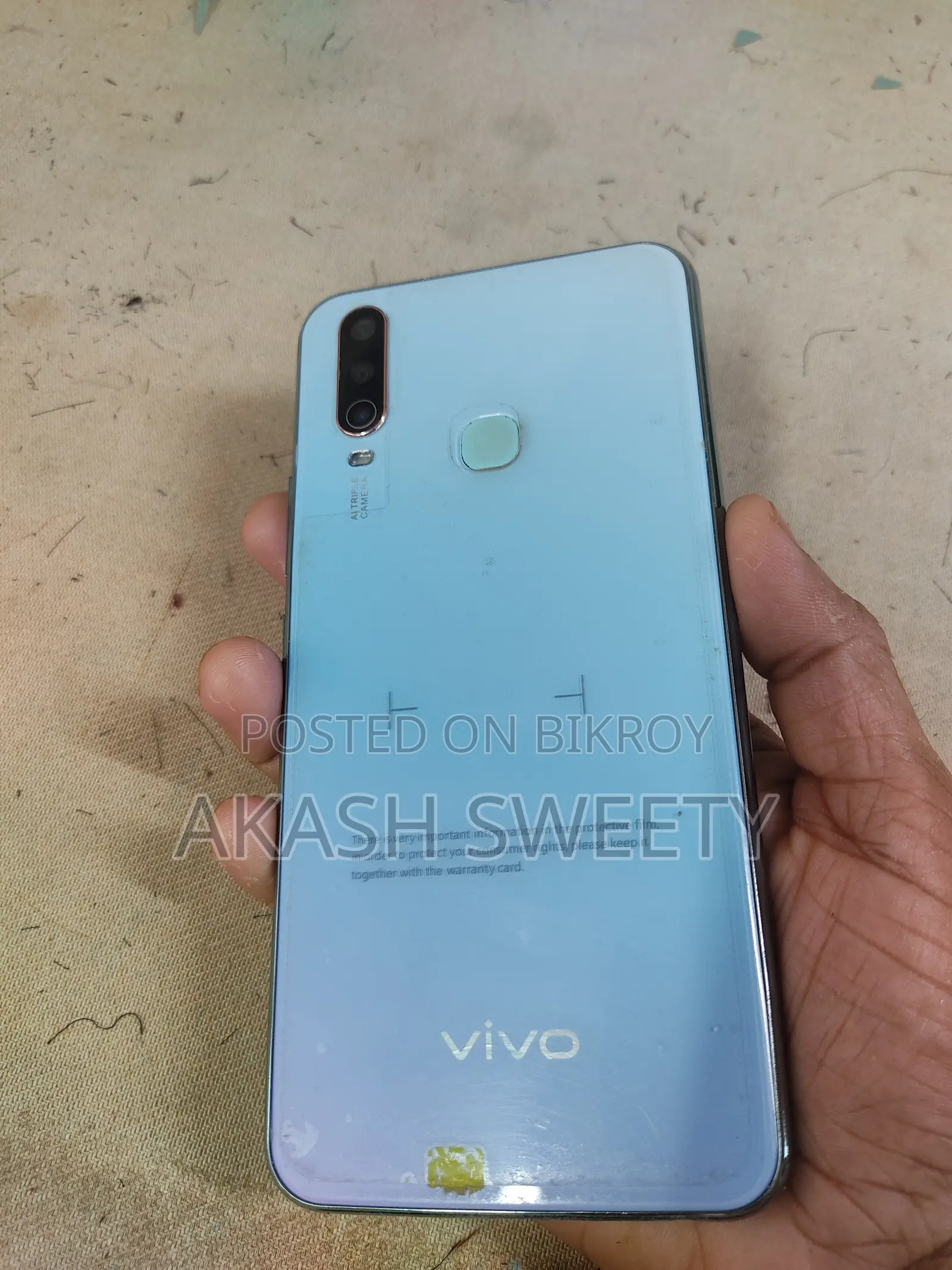 Vivo Y17 128 GB Blue